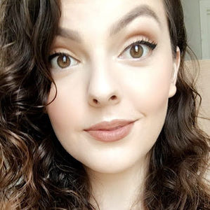 Meet your Posher, Brittney